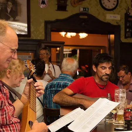 Hajo's Germania & Irish Pub Lodge Ruedesheim am Rhein