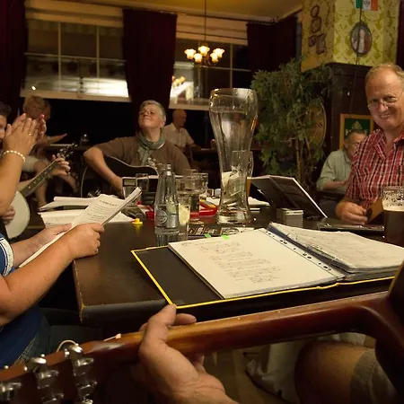 Hajo's Germania & Irish Pub Lodge