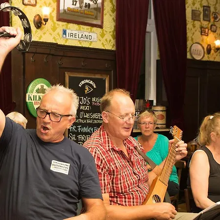 Hajo's Germania & Irish Pub Lodge *