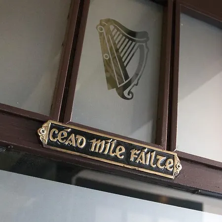 Hajo's Germania & Irish Pub Lodge *