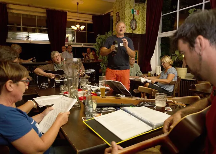 Hajo's Germania & Irish Pub * Рюдесхайм-на-Рейне