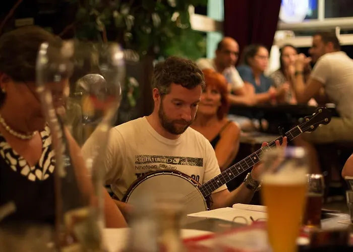 Hajo's Germania & Irish Pub * Рюдесхайм-на-Рейне