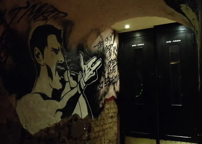 Hajo's Germania & Irish Pub Деревянный коттедж *